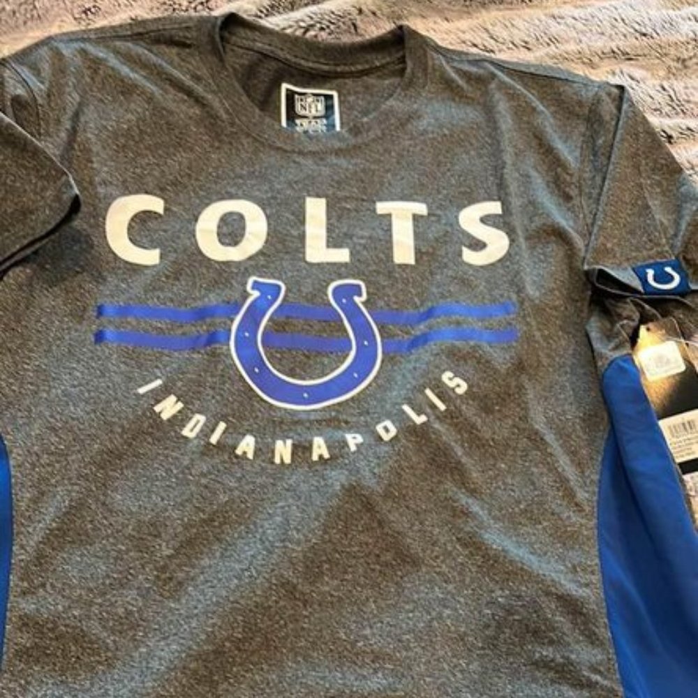 New Indianapolis Colts Short Sleeve Shirt - Picture 1 of 3